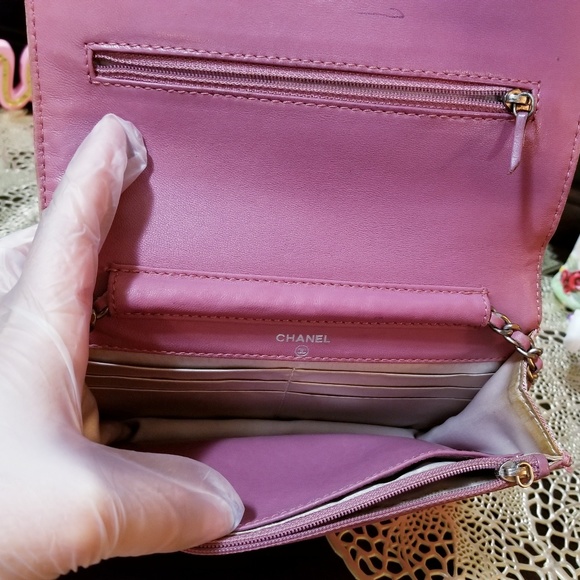 💗SOLD💗Auth Chanel Travel Line Chain Wallet - Picture 4 of 8